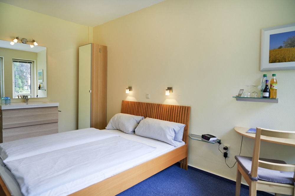 Hotel Am Muehlenteich Lubeck Ngoại thất bức ảnh