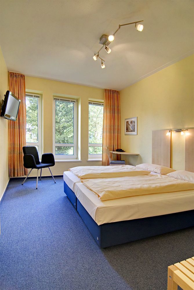 Hotel Am Muehlenteich Lubeck Ngoại thất bức ảnh