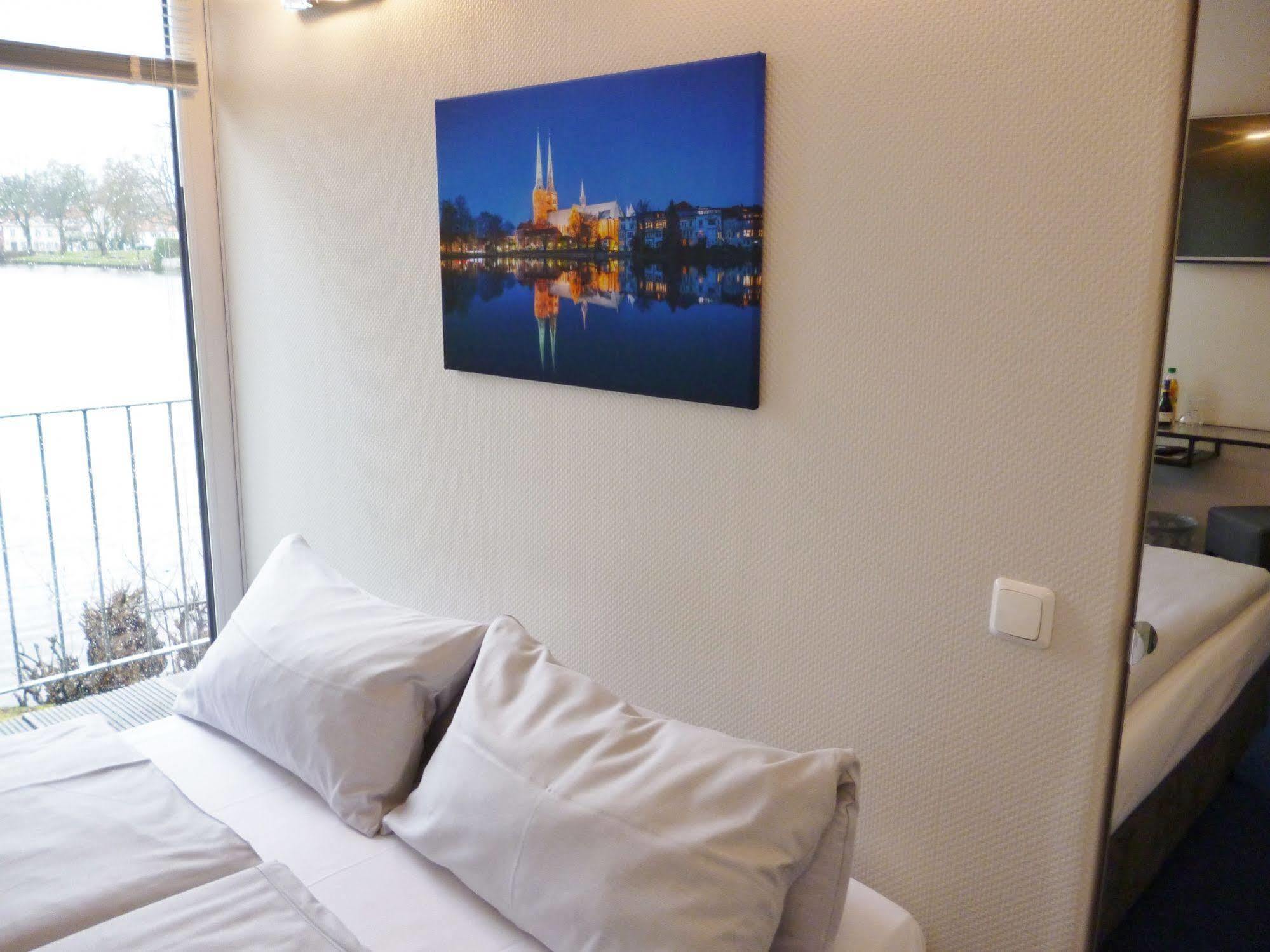 Hotel Am Muehlenteich Lubeck Ngoại thất bức ảnh