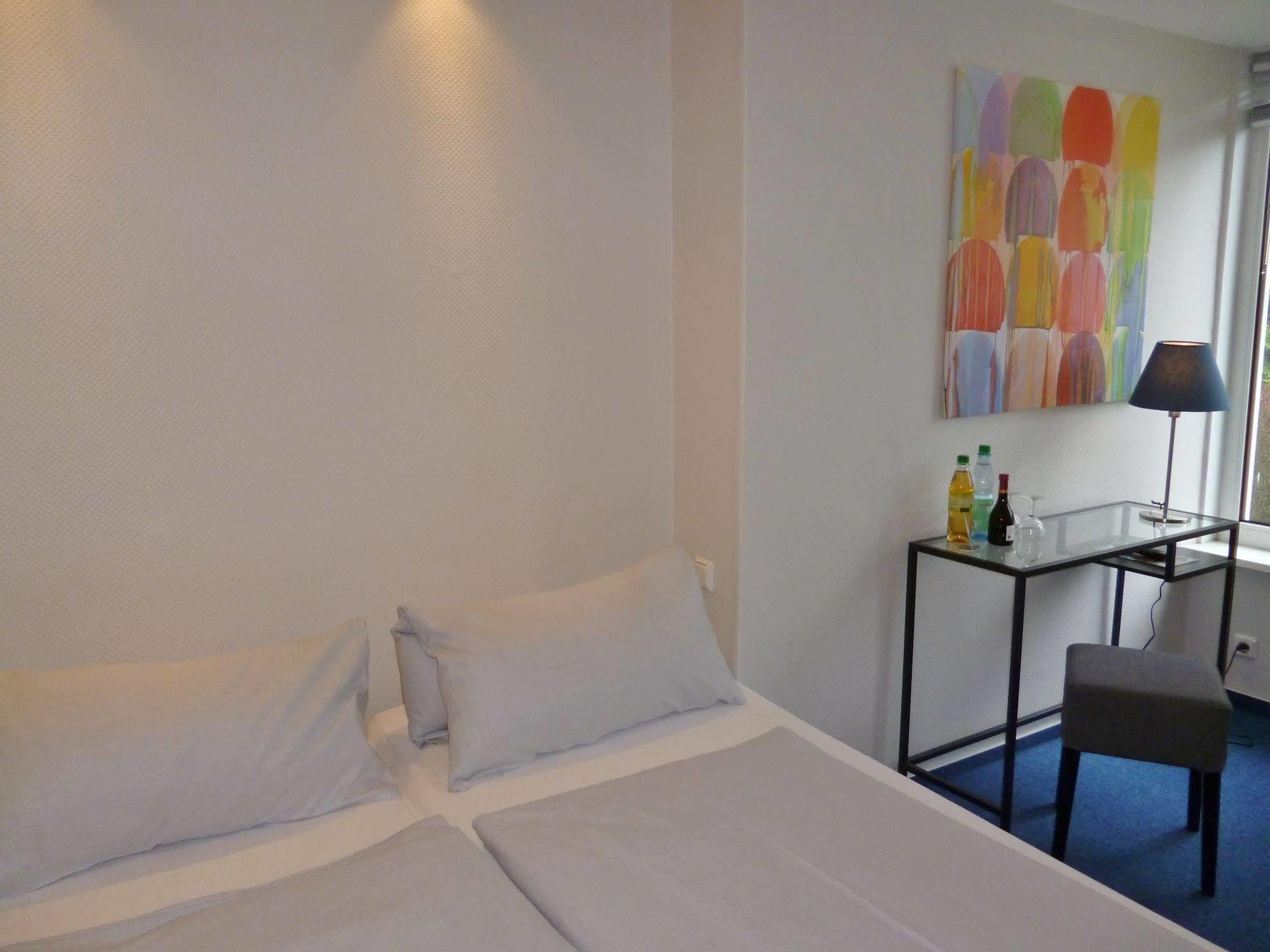 Hotel Am Muehlenteich Lubeck Ngoại thất bức ảnh