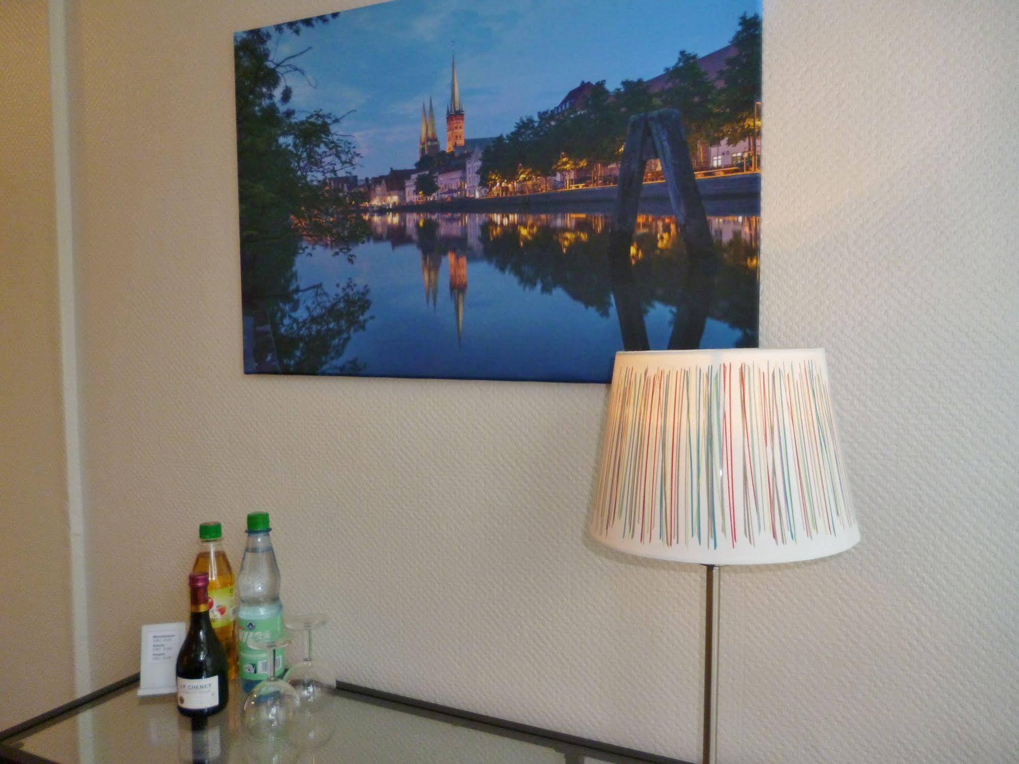 Hotel Am Muehlenteich Lubeck Ngoại thất bức ảnh